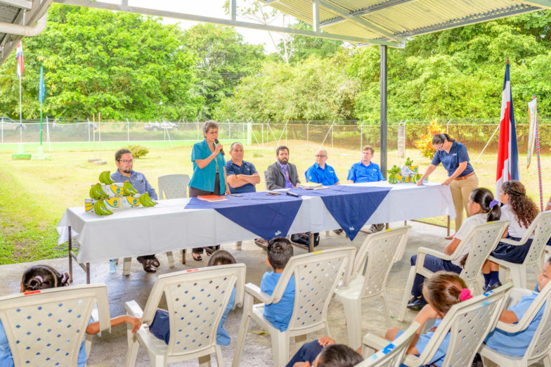 Chiquita schenkt land voor het bouwen van scholen aan het ministerie van onderwijs van Costa Rica - 5