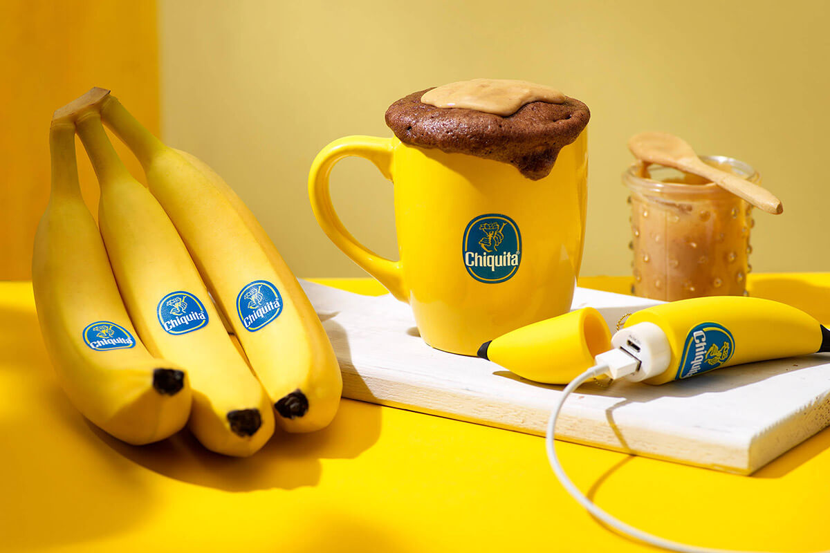 Mugcake met chocolade, pindakaas en Chiquita-banaan