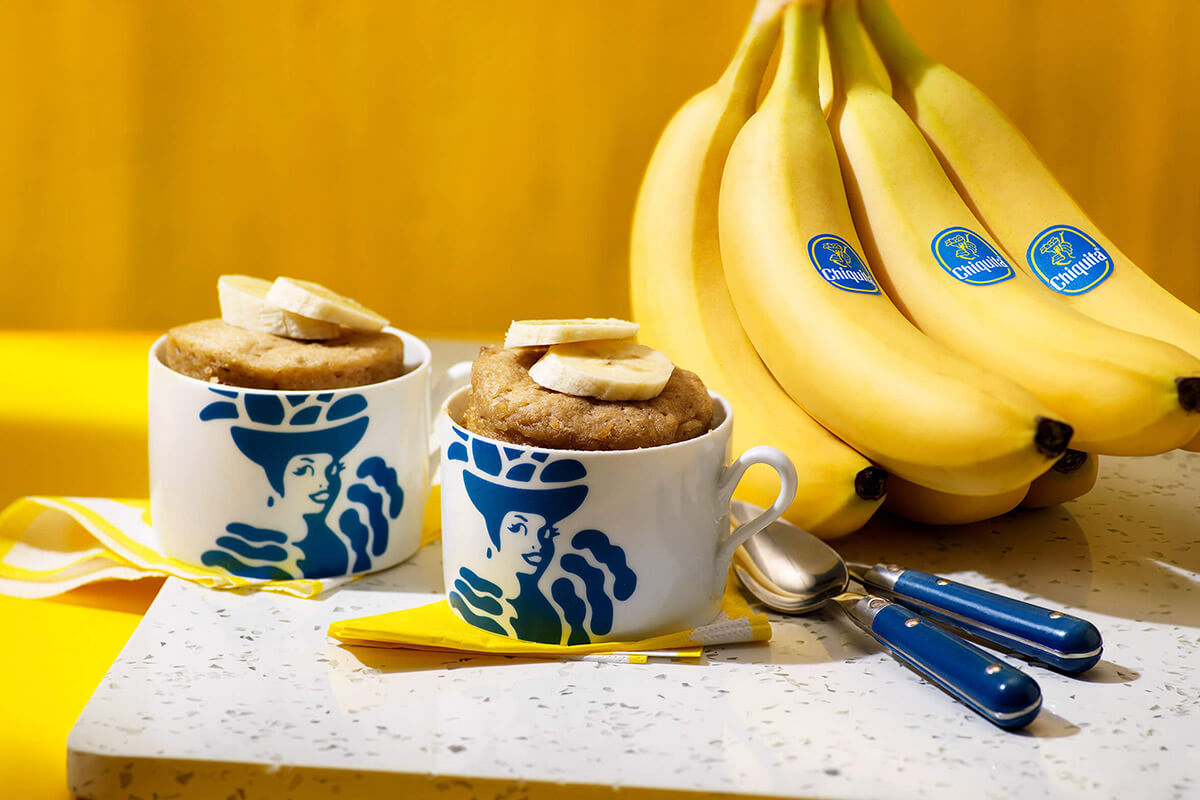 Gemakkelijk broodje in beker met Chiquita-banaan