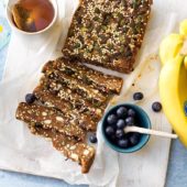 Wat eten na sporten: Energierepen van gepofte quinoa met Chiquita-banaan en pompoenzaden.