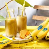 Smoothie van Chiquita-banaan, sinaasappel en gember