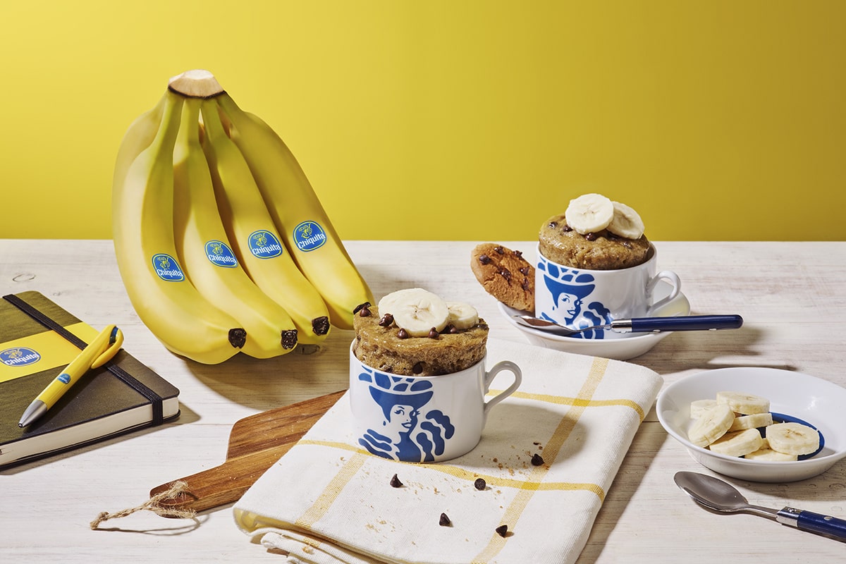 Chiquita banaan-chocoladekoekjescake in een mok Chiquita recepten