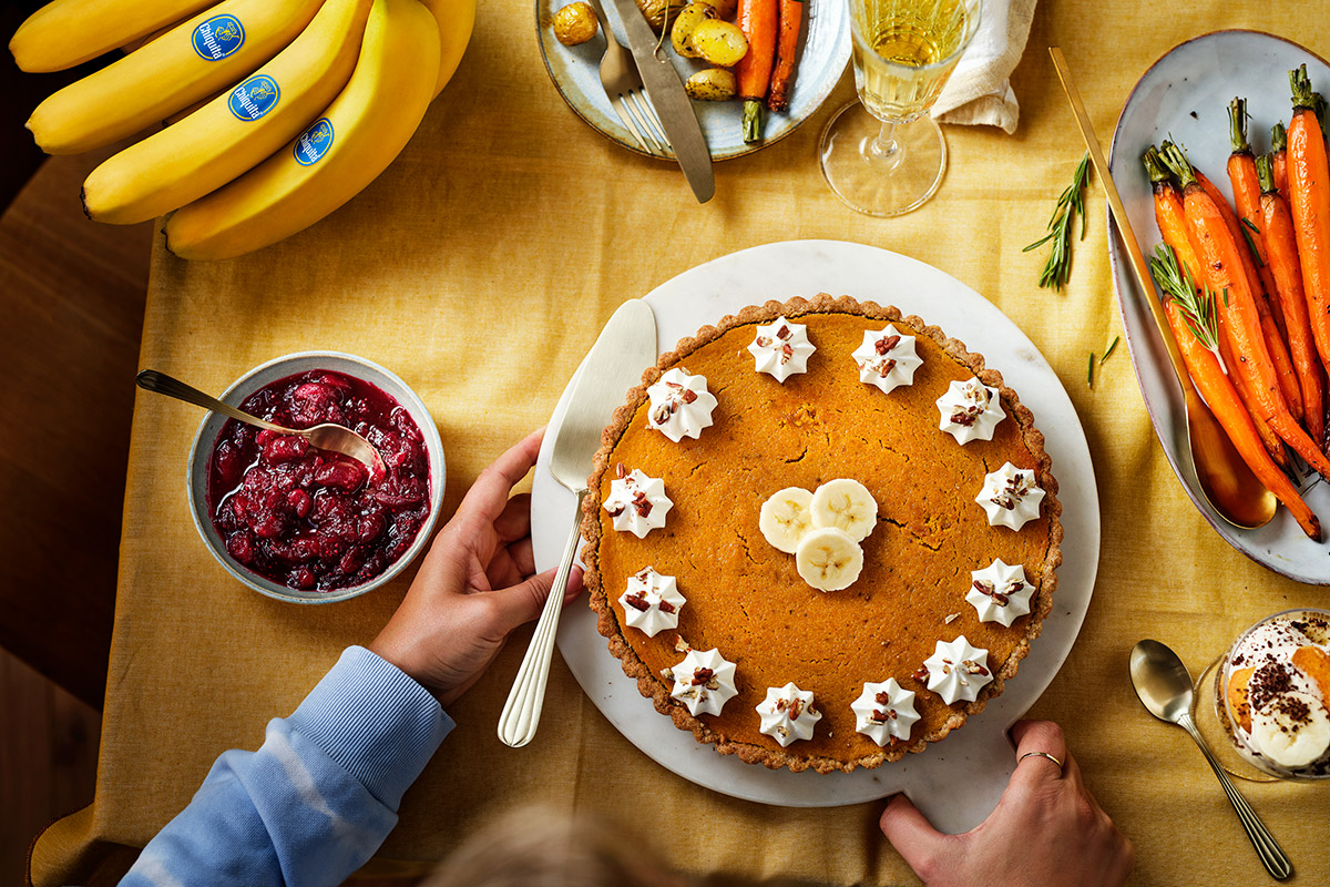 Pompoen-bananentaart met graham cracker-korst