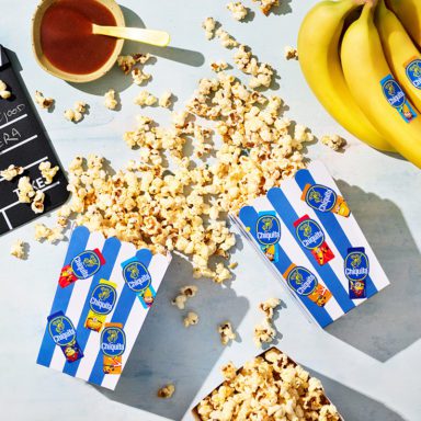 Popcorn met karamelsaus van Chiquita-banaan en zeezout
