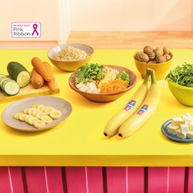 Bruine Rijst Bowl met Chiquita Bananen, Feta, Walnoten & Knapperige Groenten